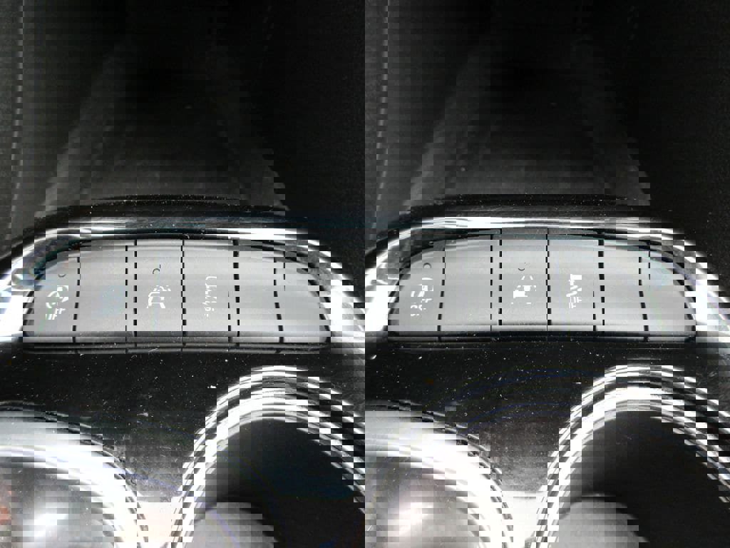 Certified 2024 Buick Encore GX Sport Touring w/ Comfort Package image 30