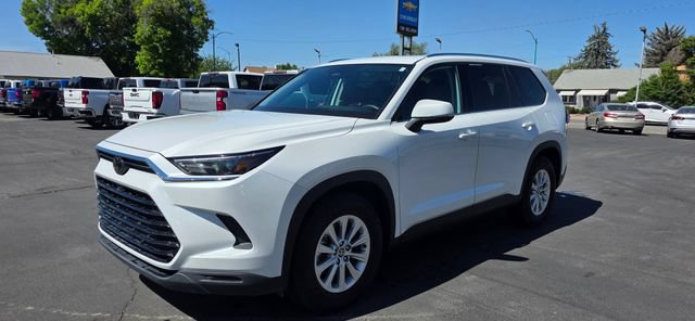 Used 2025 Toyota Grand Highlander AWD image 4