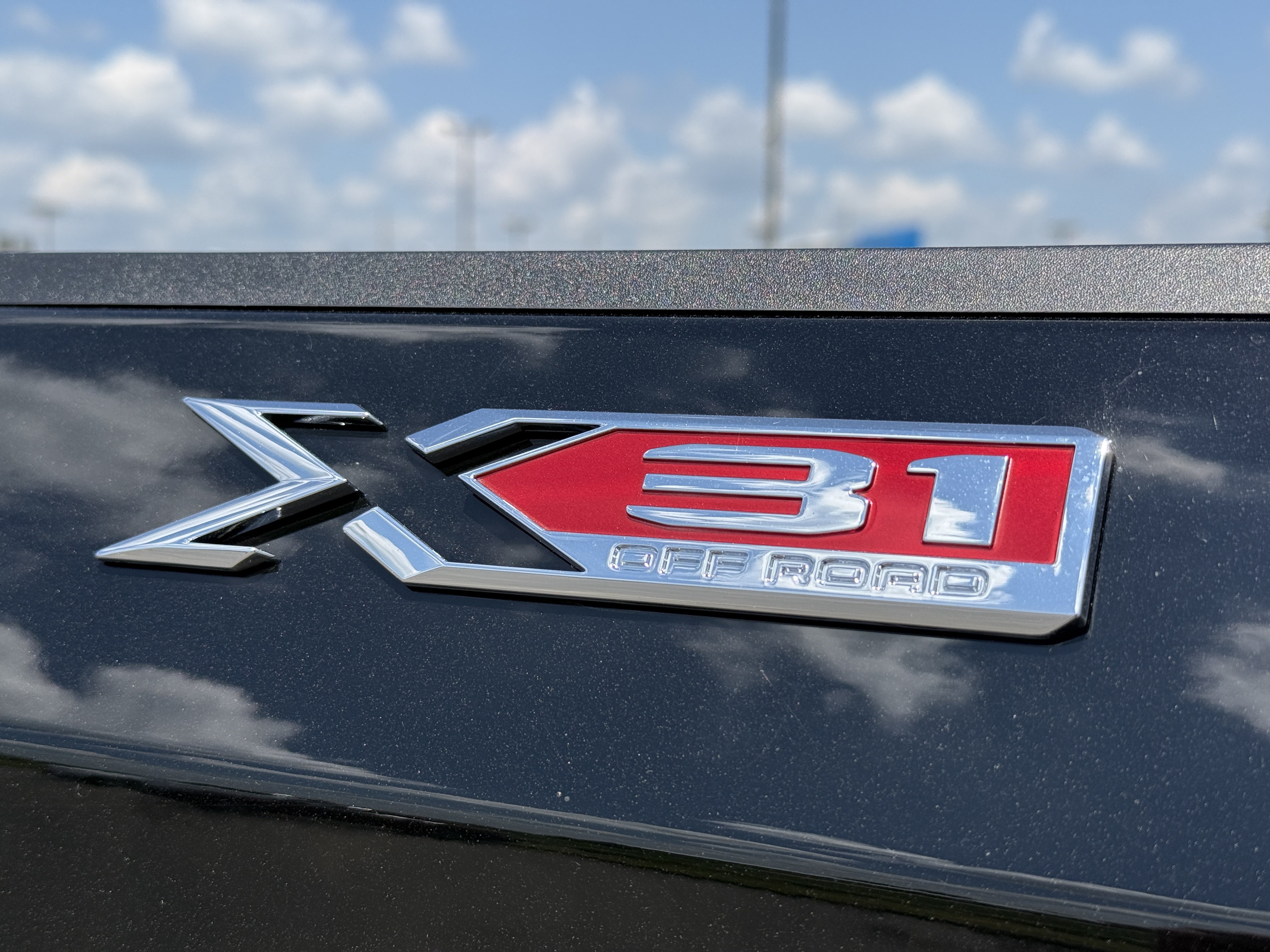 New 2026 GMC Sierra 1500 SLT w/ SLT Premium Plus Package AWD/4WD image 15