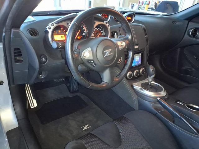 Certified 2017 Nissan 370Z Base 2D Convertible image 5