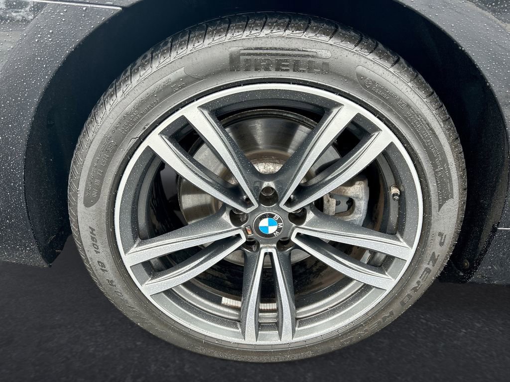 Used 2022 BMW 740i xDrive w/ M Sport Package AWD/4WD image 31
