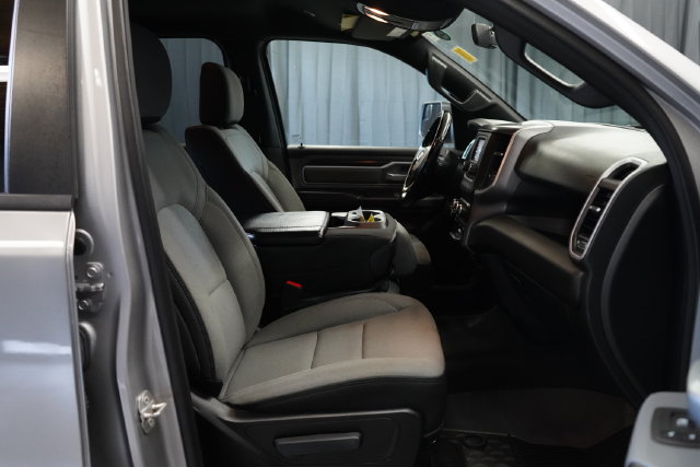 Used 2022 RAM 1500 Big Horn AWD/4WD image 42