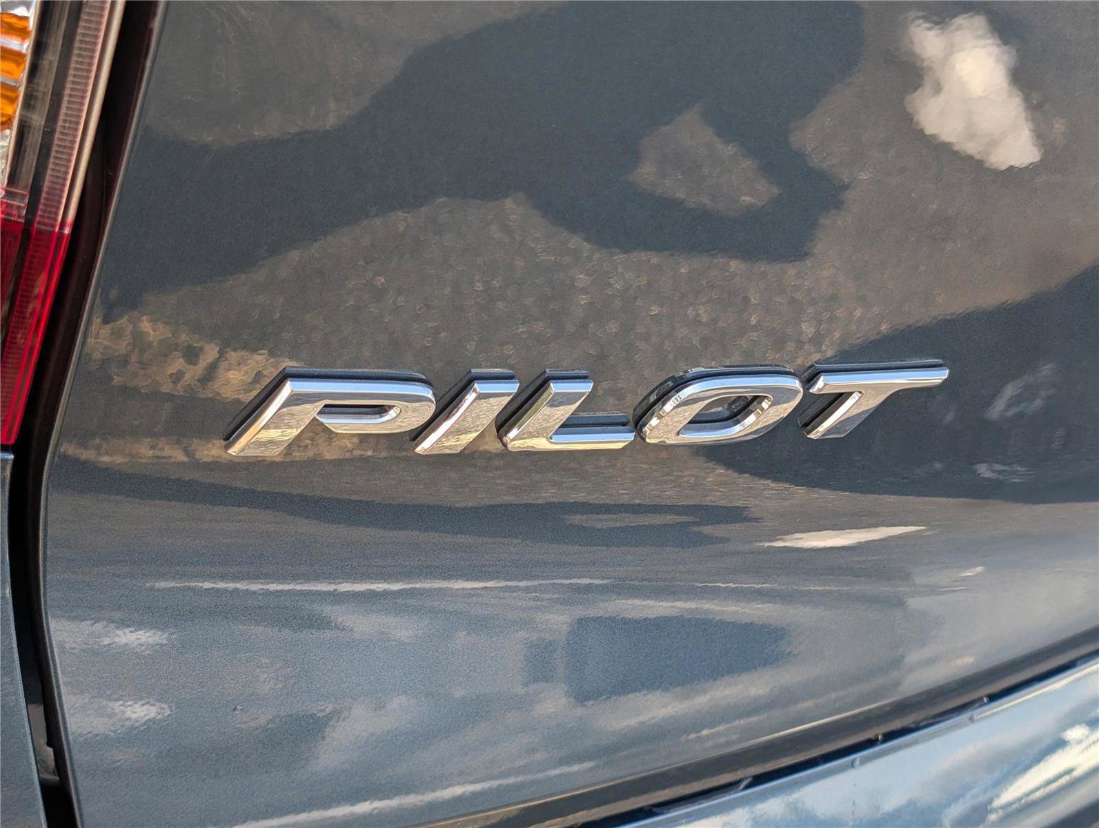 Used 2021 Honda Pilot EX-L image 8