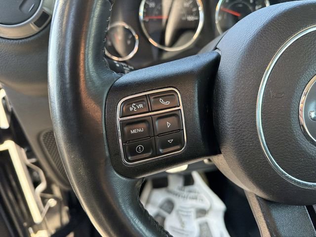 Used 2018 Jeep Wrangler Sport AWD/4WD image 16