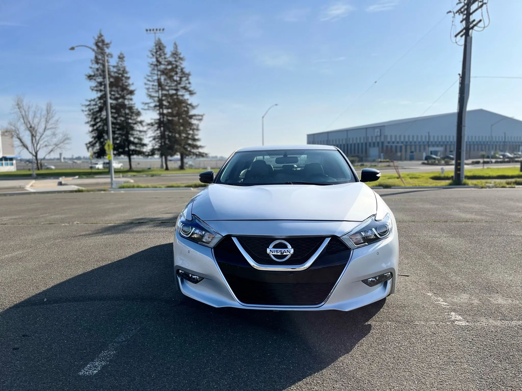 Used 2016 Nissan Maxima 3.5 SV image 2