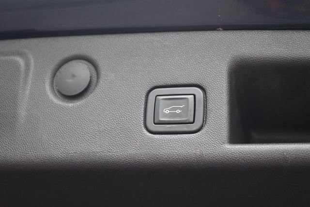 Certified 2018 Chevrolet Equinox LT FWD image 18