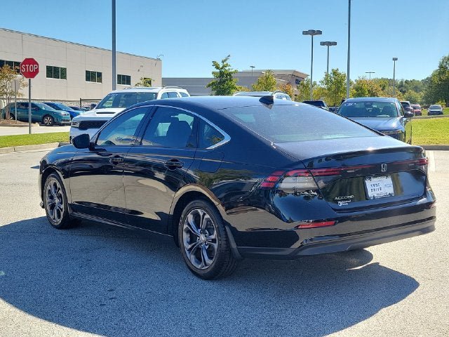 Certified 2023 Honda Accord EX image 6