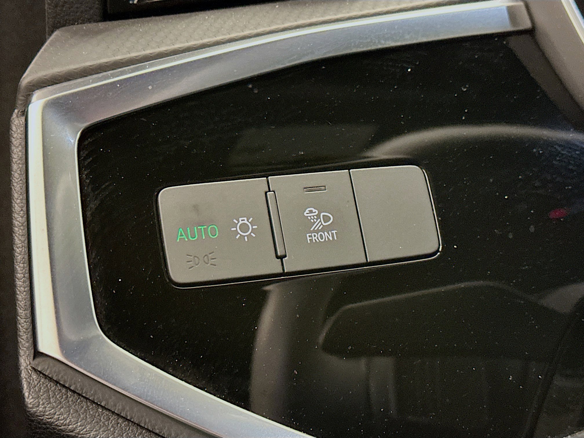 Used 2025 Audi Q3 2.0T Premium image 17