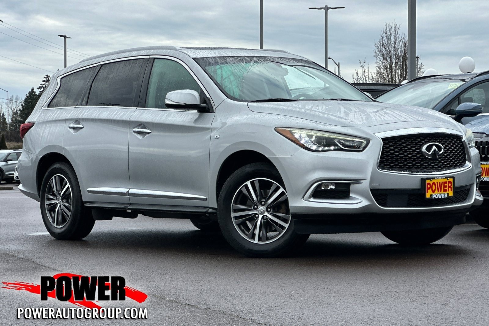 Used 2016 INFINITI QX60 AWD w/ Premium Package image 1