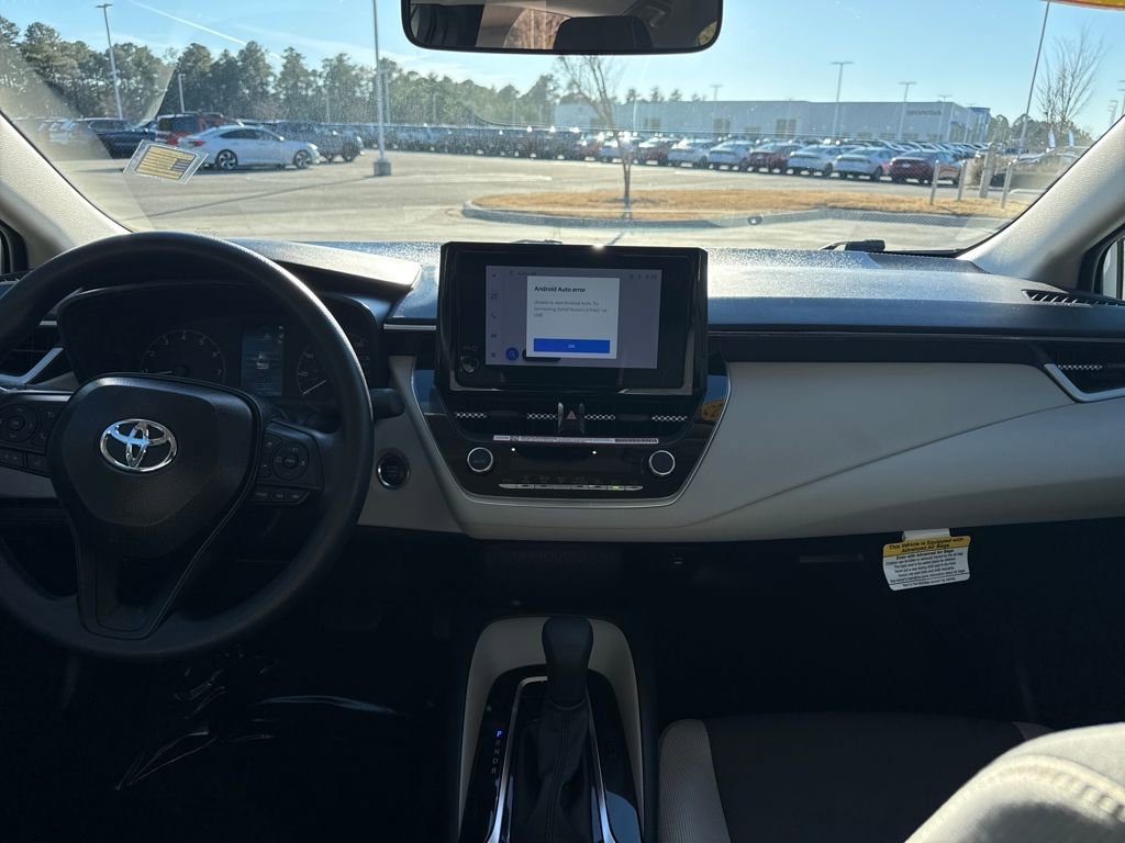 Used 2025 Toyota Corolla LE image 16