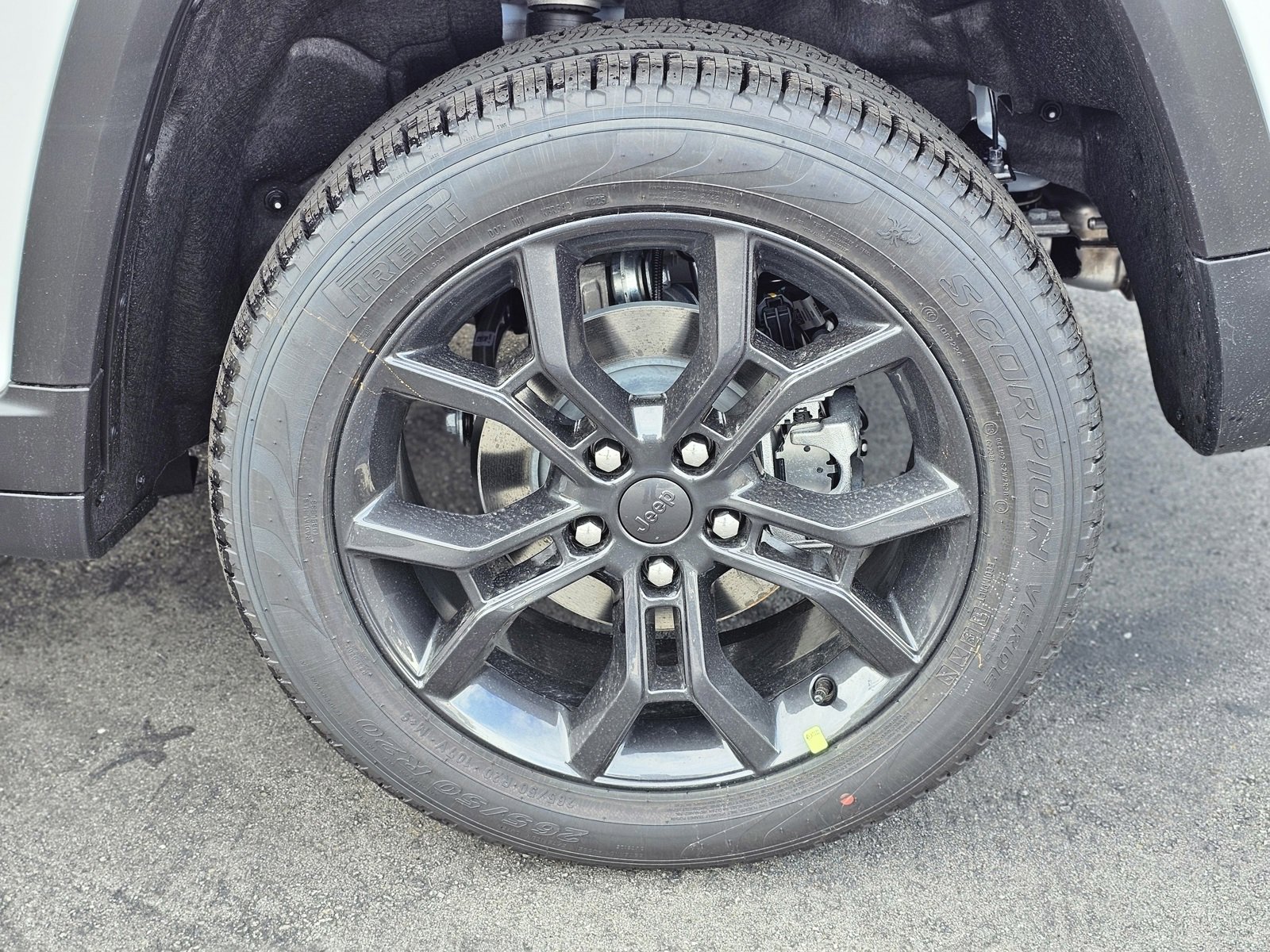 New 2025 Jeep Grand Cherokee Limited image 9