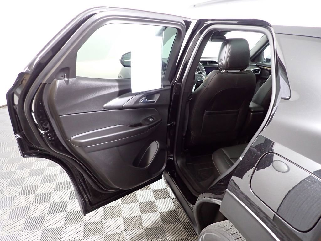 Used 2021 Chevrolet TrailBlazer ACTIV w/ Sun and Liftgate Package image 31