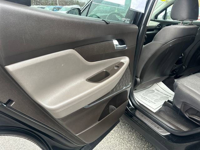 Used 2019 Hyundai Santa Fe SEL w/ Cargo Package image 21