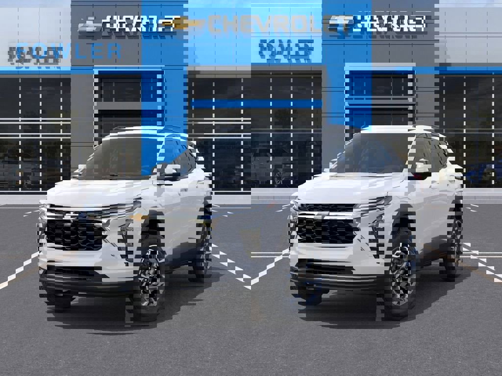 New 2026 Chevrolet Trax LT w/ Driver Confidence Package image 6