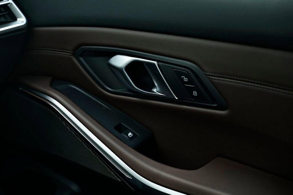 New 2026 BMW 330i Sedan w/ M Sport Package image 43