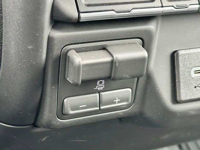 Used 2026 Chevrolet Silverado 2500 Custom w/ Custom Convenience Package image 16