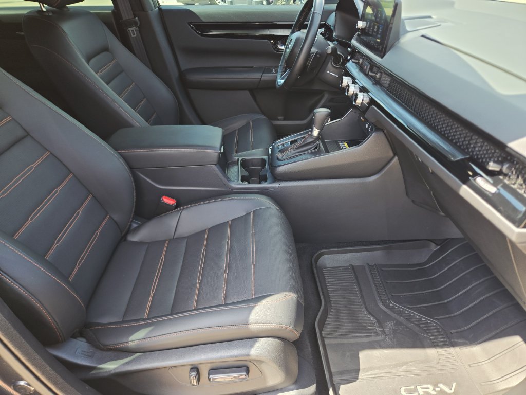 Certified 2025 Honda CR-V Sport Touring image 15