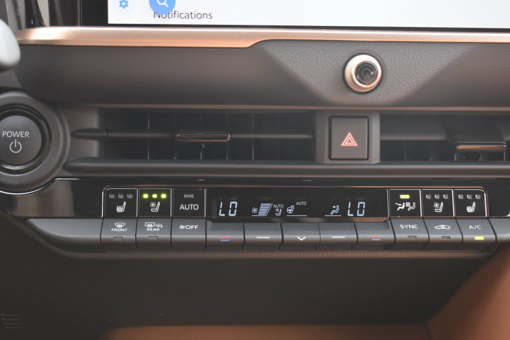 Certified 2025 Toyota Crown Signia w/ Advanced Technology Package AWD/4WD image 12
