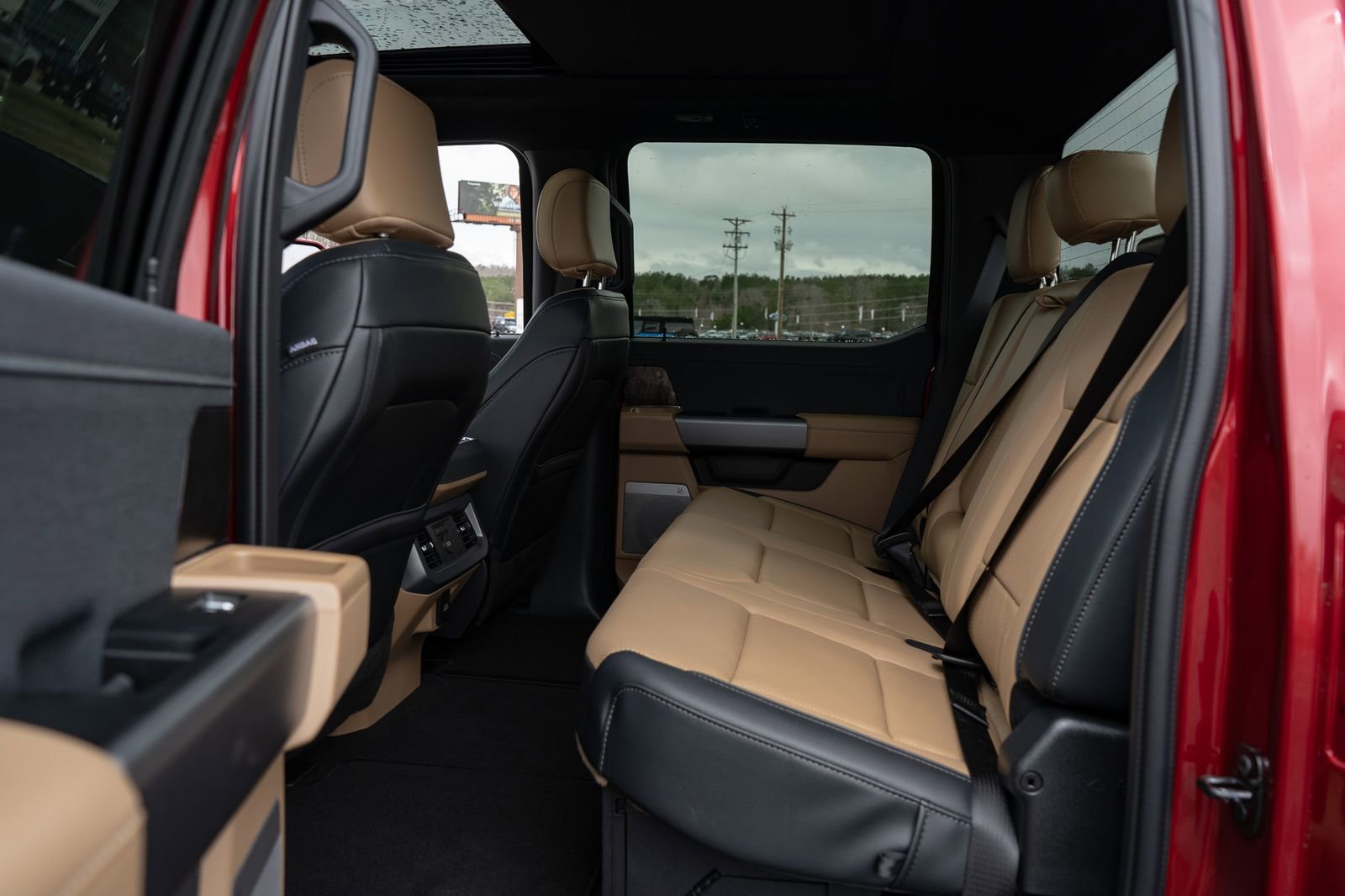 Used 2026 Ford F450 Lariat image 35