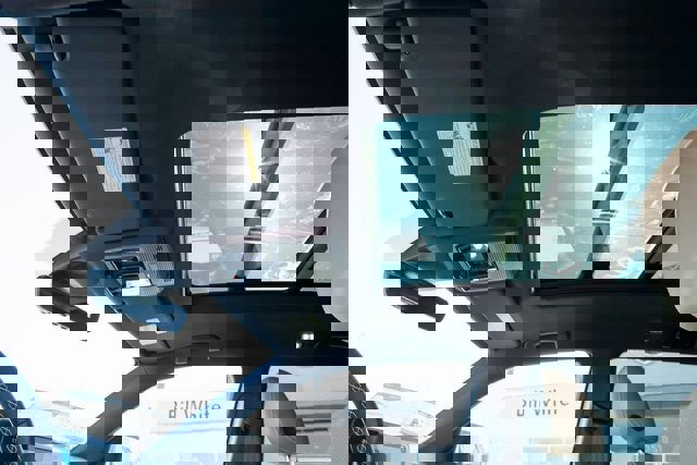 New 2026 Volkswagen Atlas Cross Sport SE image 18