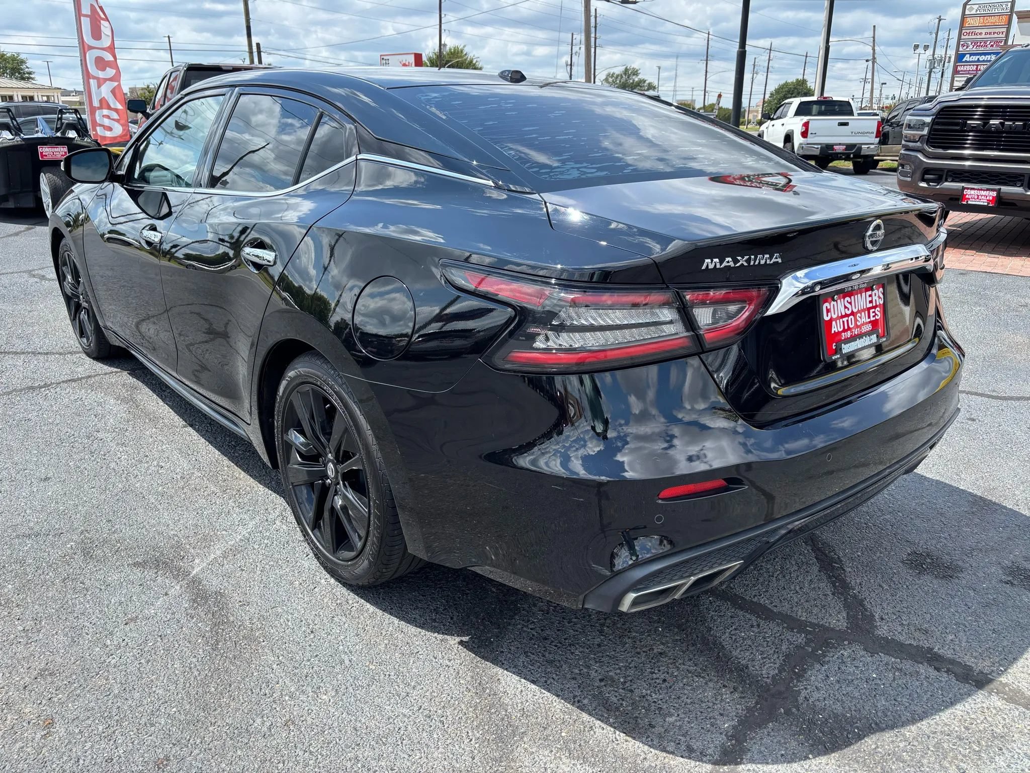 Used 2020 Nissan Maxima 3.5 SV w/ Floor Mat Group FWD image 3