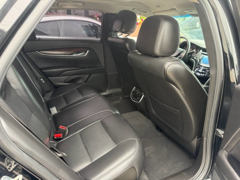 Used 2019 Cadillac XTS Luxury image 10