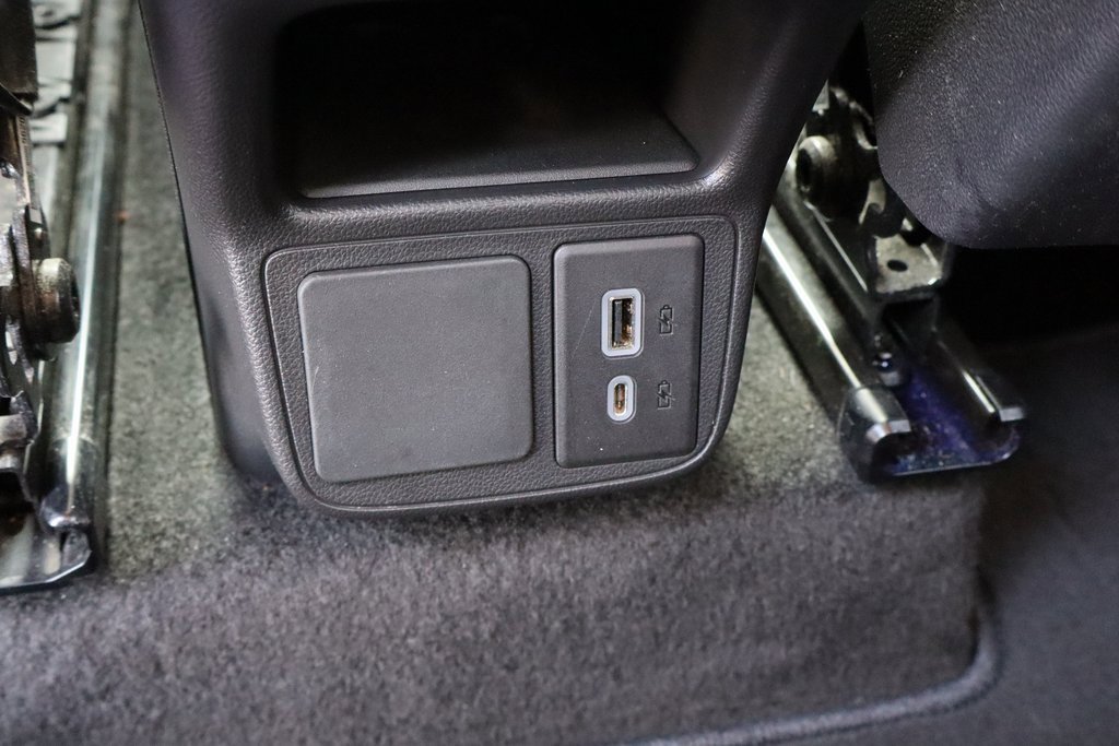 Used 2021 Buick Encore GX Select image 22