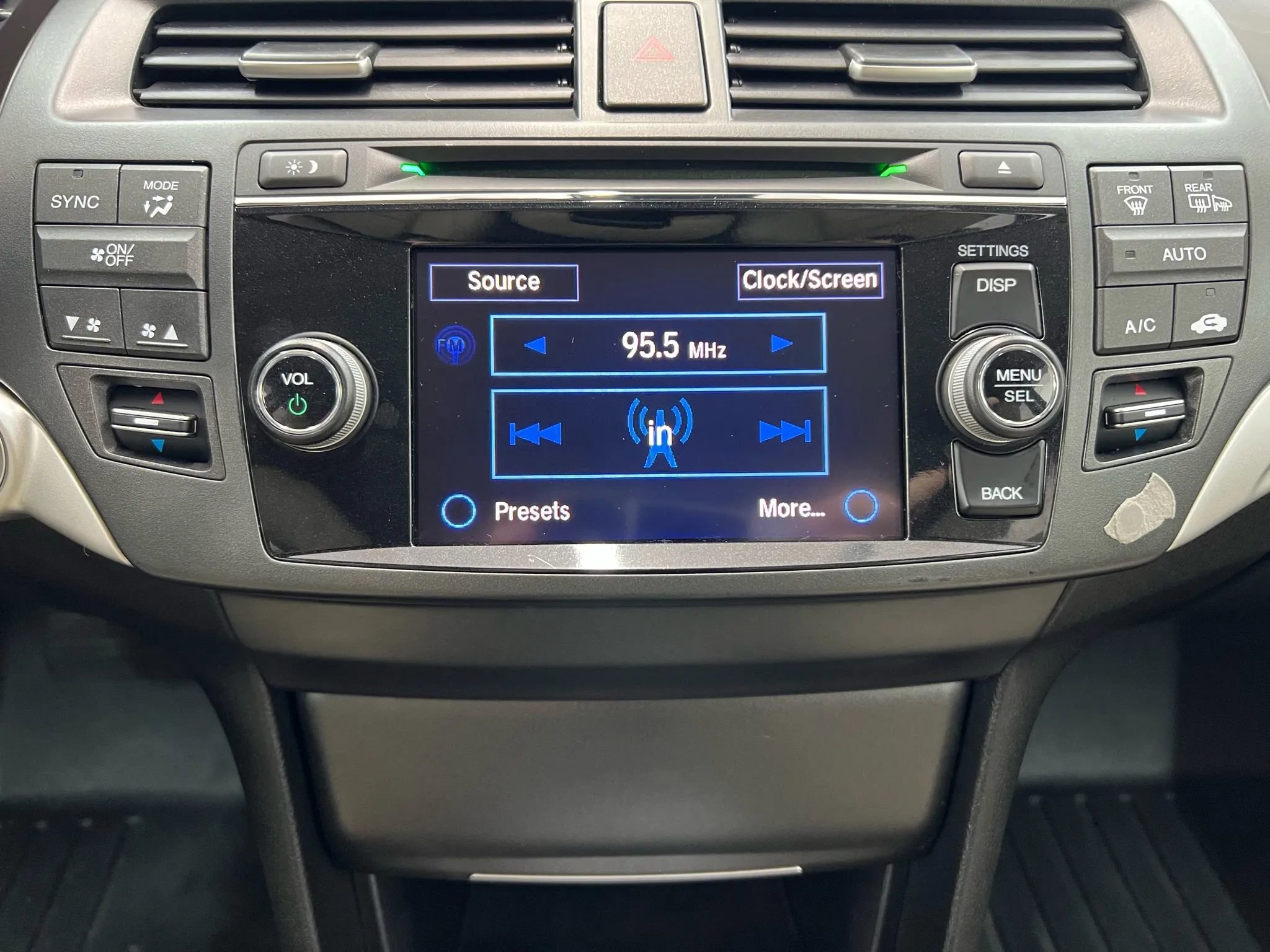 Used 2014 Honda Crosstour EX-L image 20