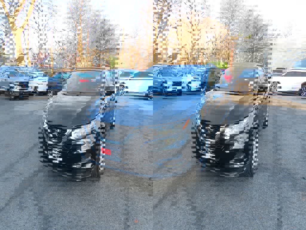 Used 2020 Nissan Rogue Sport SV