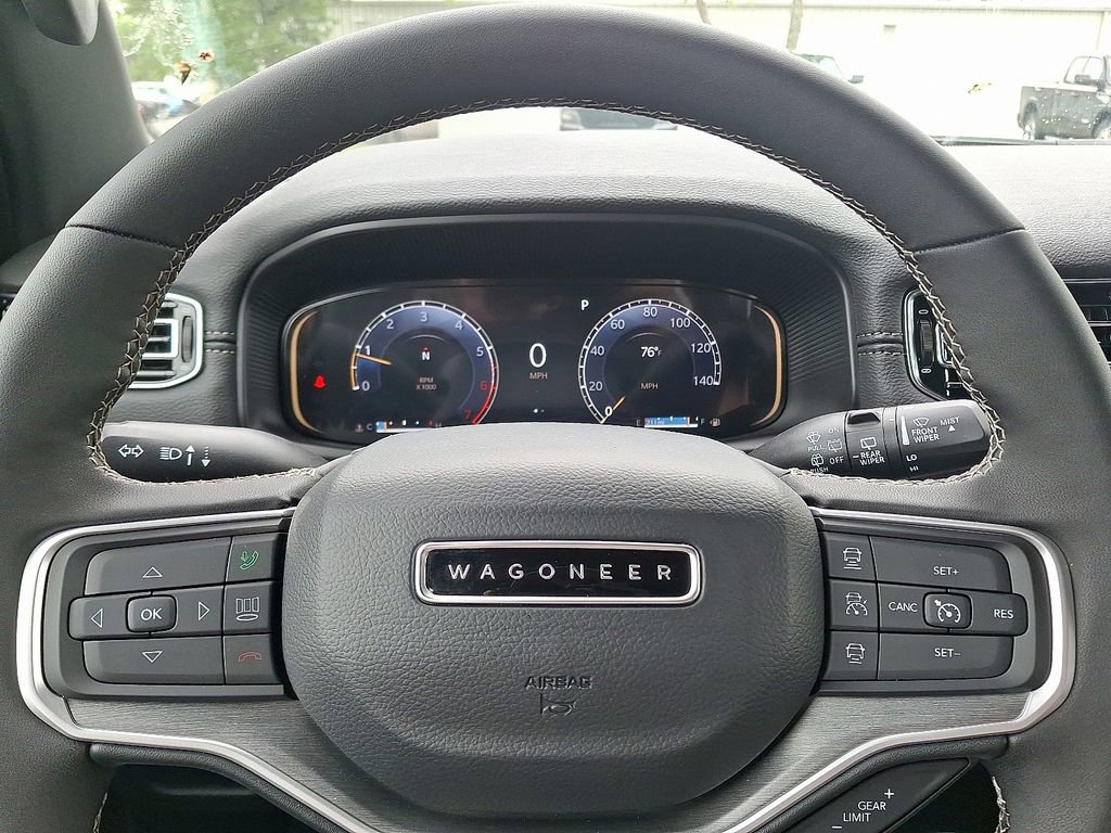 New 2025 Jeep Wagoneer L Series II w/ Premium Group I image 14