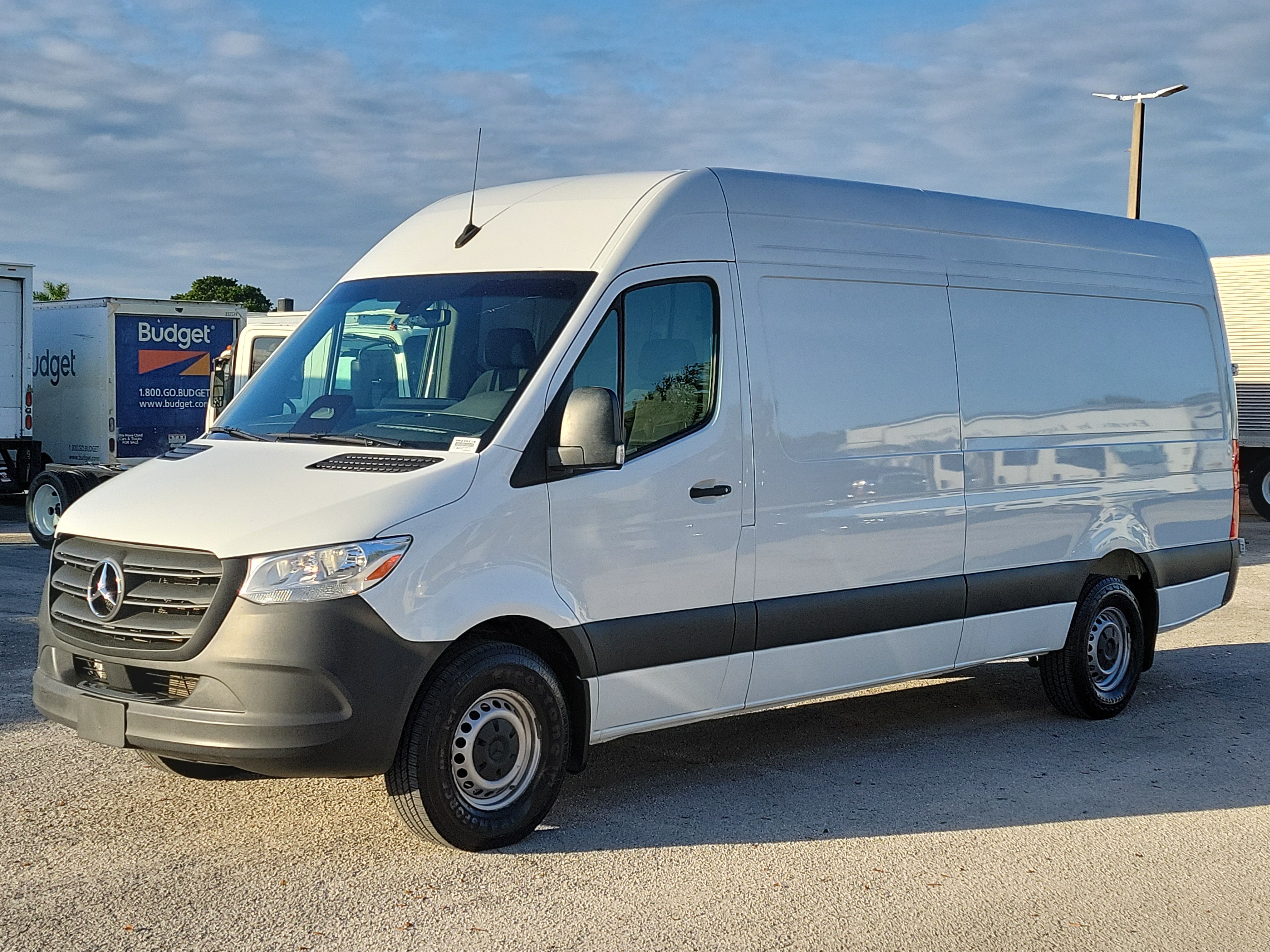 Used 2025 Mercedes-Benz Sprinter 2500 image 7