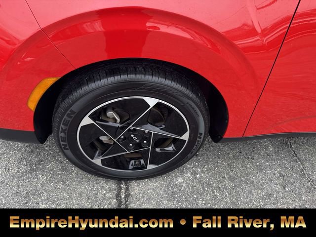 Used 2023 Kia Soul EX image 12