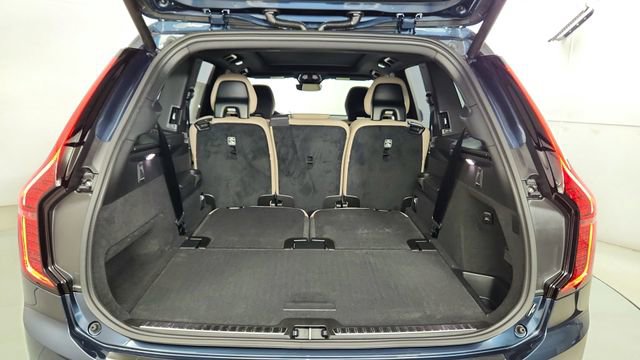 New 2026 Volvo XC90 T8 Plus w/ Protection Package Premier AWD/4WD image 43
