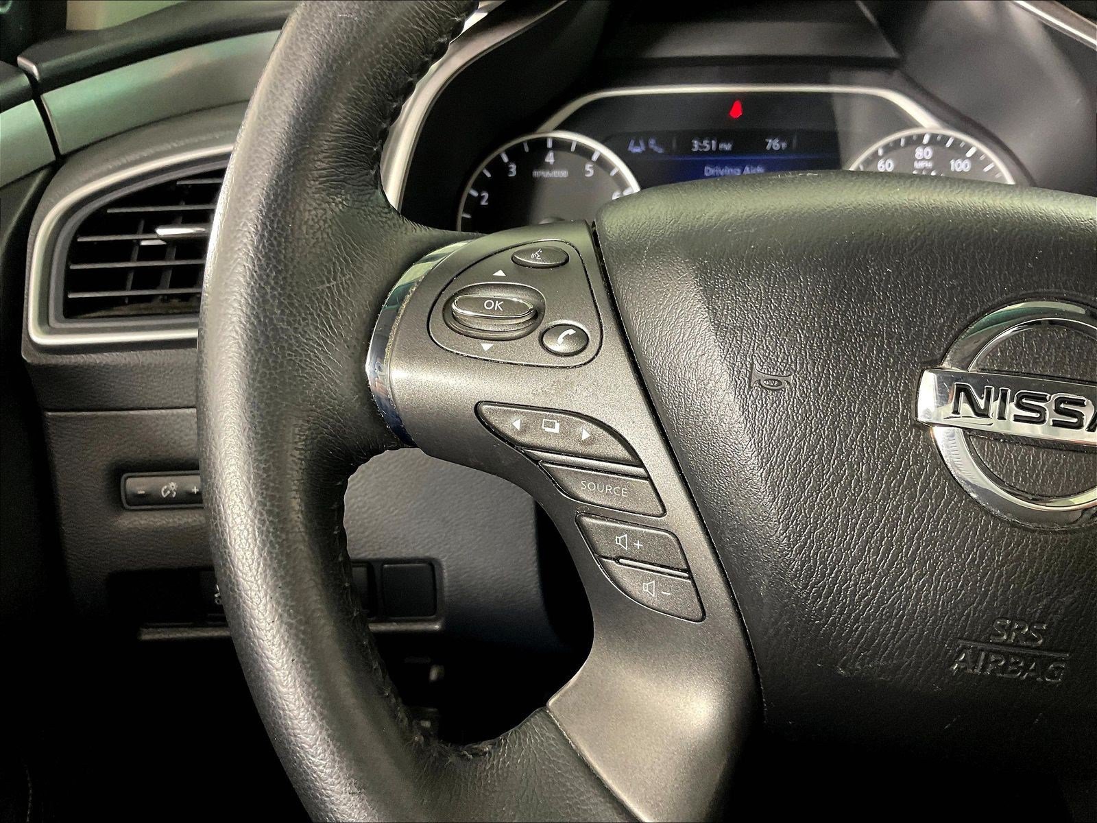 Used 2020 Nissan Murano SV AWD/4WD image 12