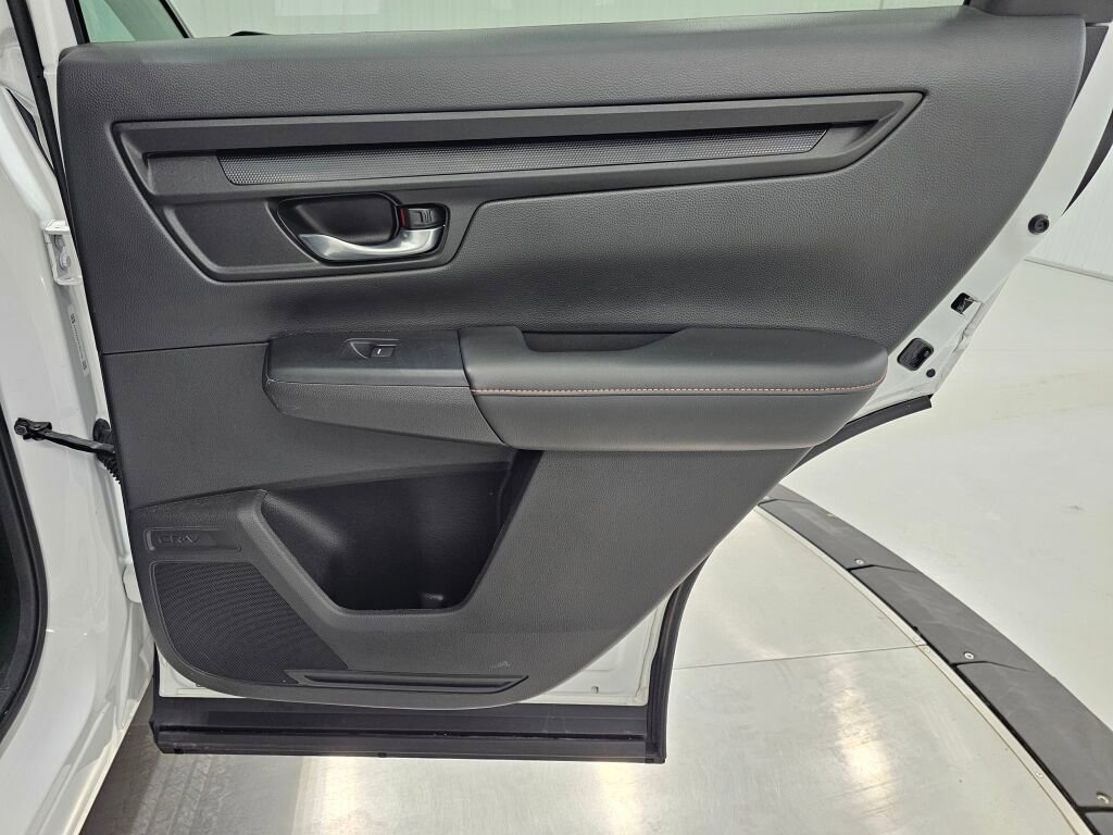 Certified 2023 Honda CR-V Sport image 33