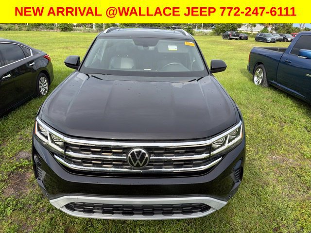 Used 2020 Volkswagen Atlas Cross Sport SE w/ Panoramic Sunroof Package FWD image 25