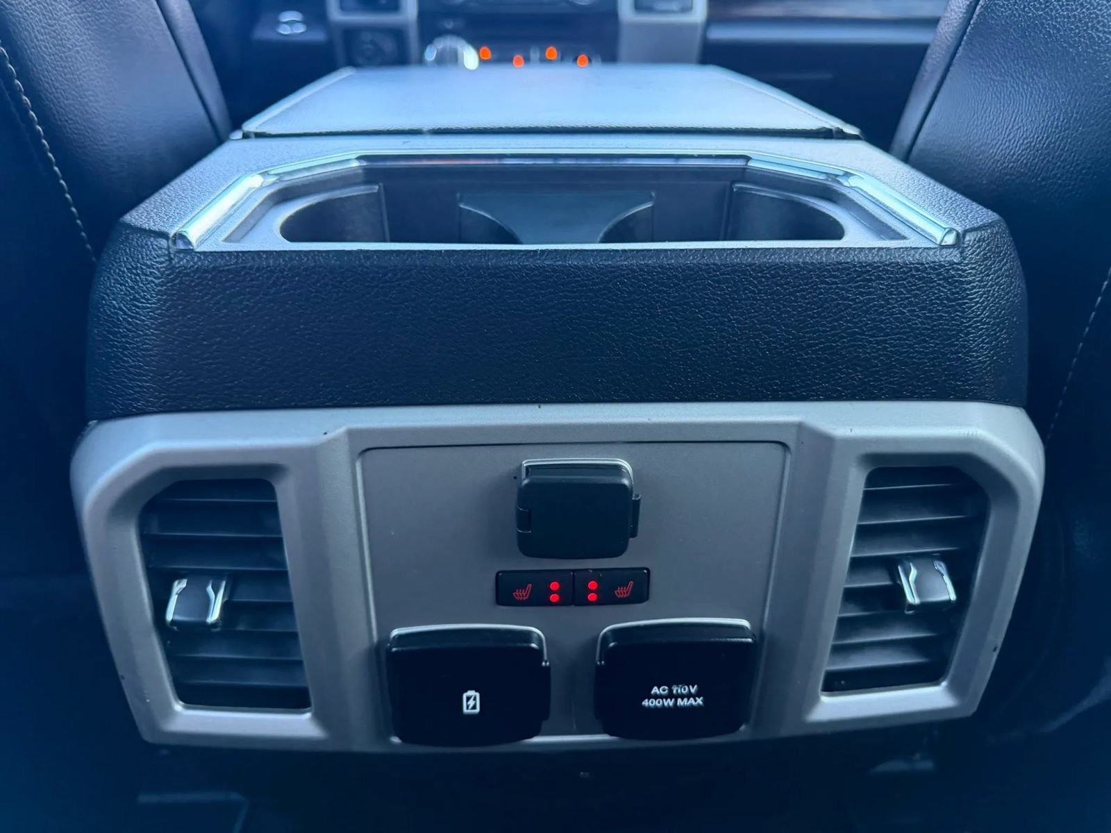 Used 2018 Ford F150 Lariat w/ Equipment Group 502A Luxury AWD/4WD image 16