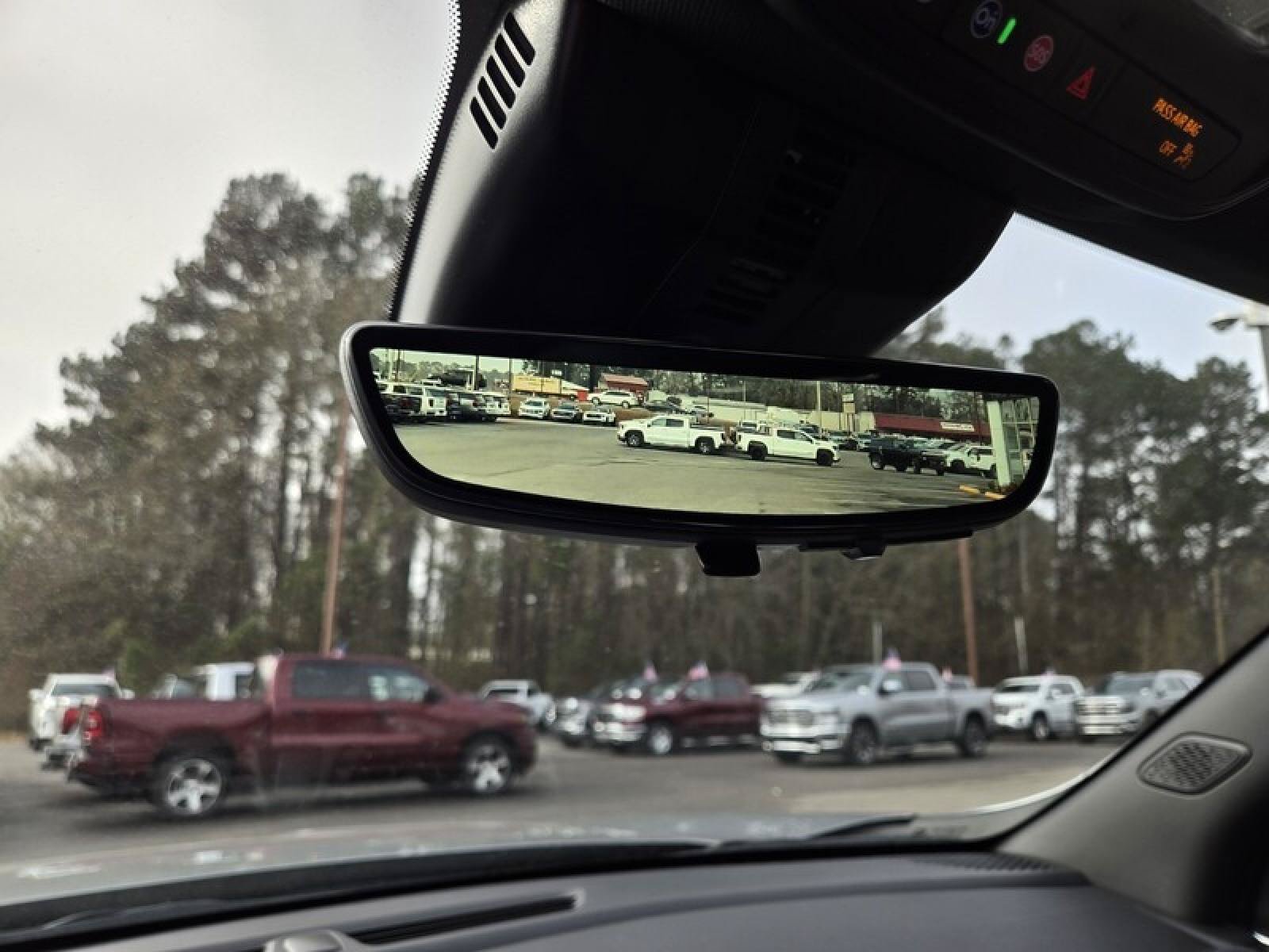 New 2026 GMC Acadia Elevation w/ Elevation Premium Package FWD image 18