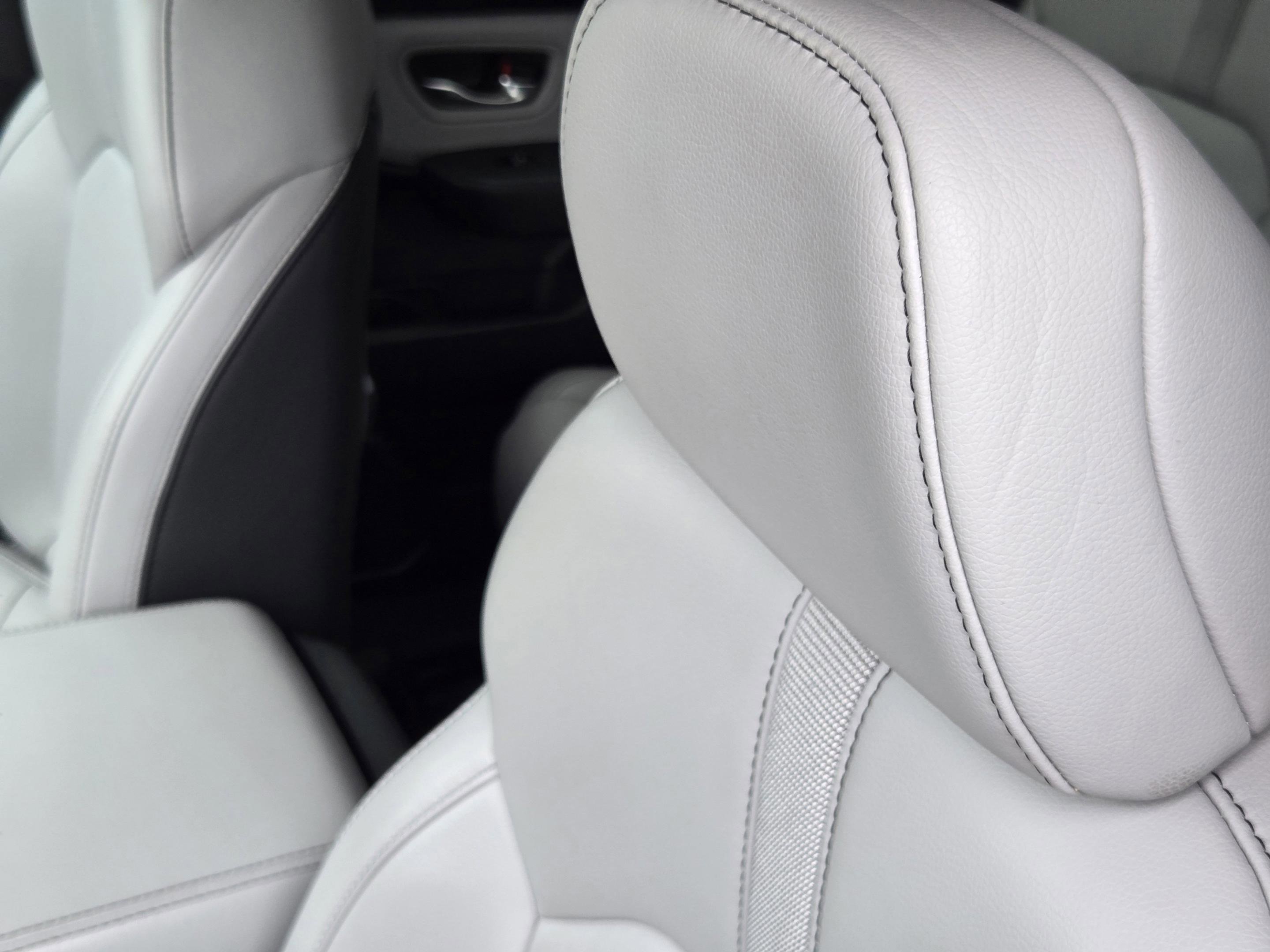 Used 2023 Honda Pilot EX-L image 11