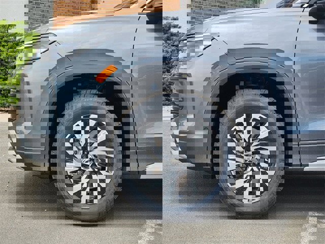 New 2025 Volkswagen Tiguan S image 9