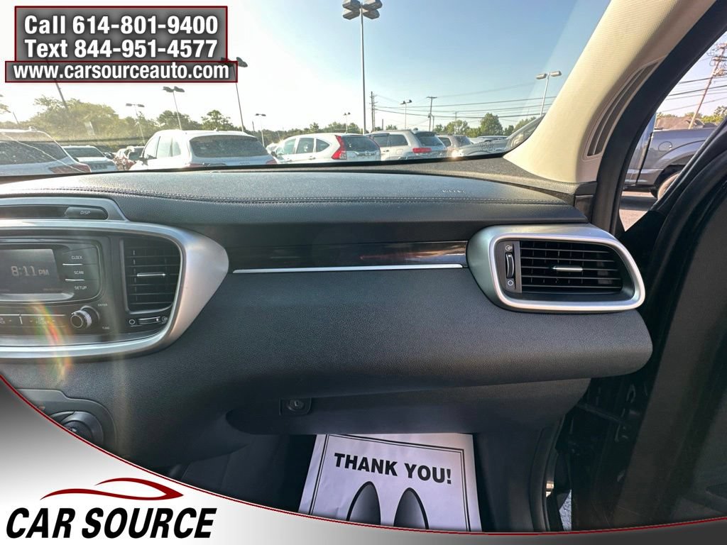 Used 2017 Kia Sorento AWD image 33