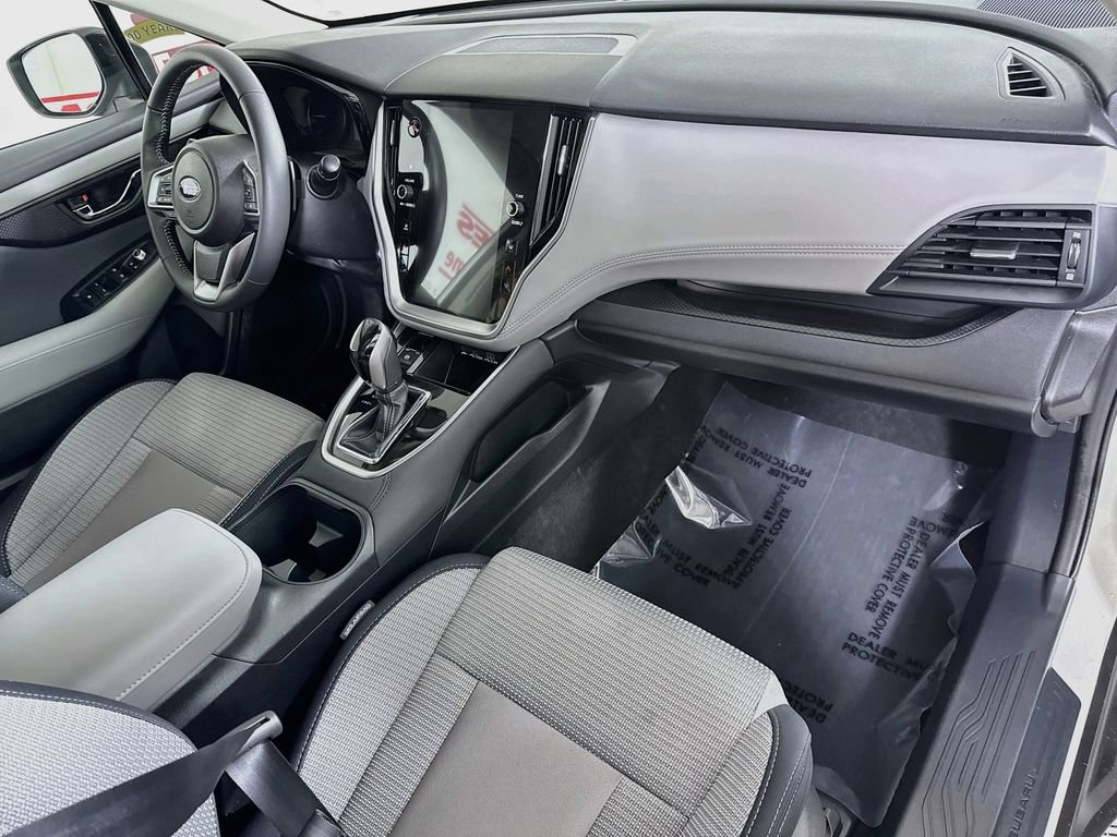 Used 2025 Subaru Outback Premium AWD/4WD image 33