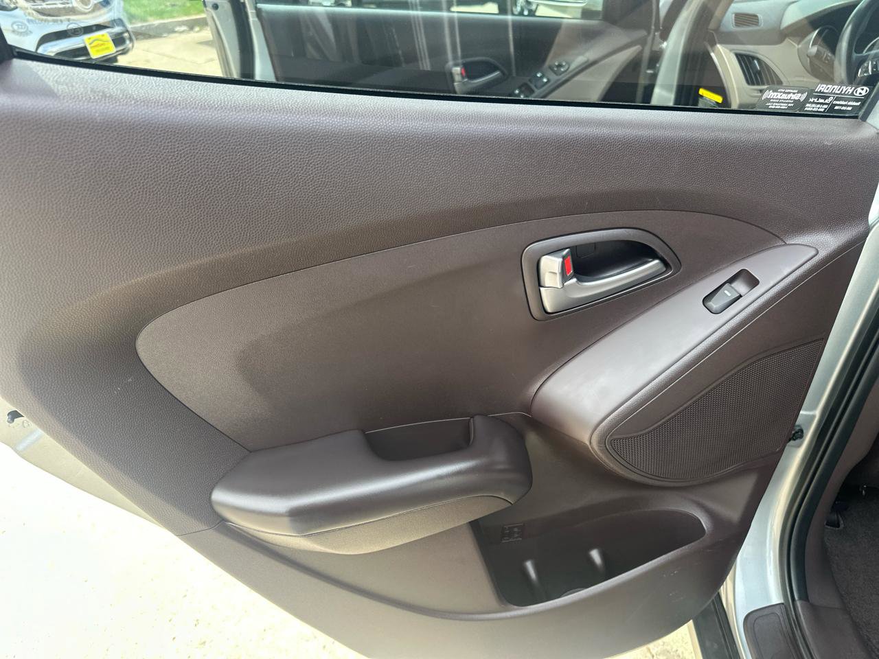 Used 2015 Hyundai Tucson GLS w/ Option Group 02 FWD image 14