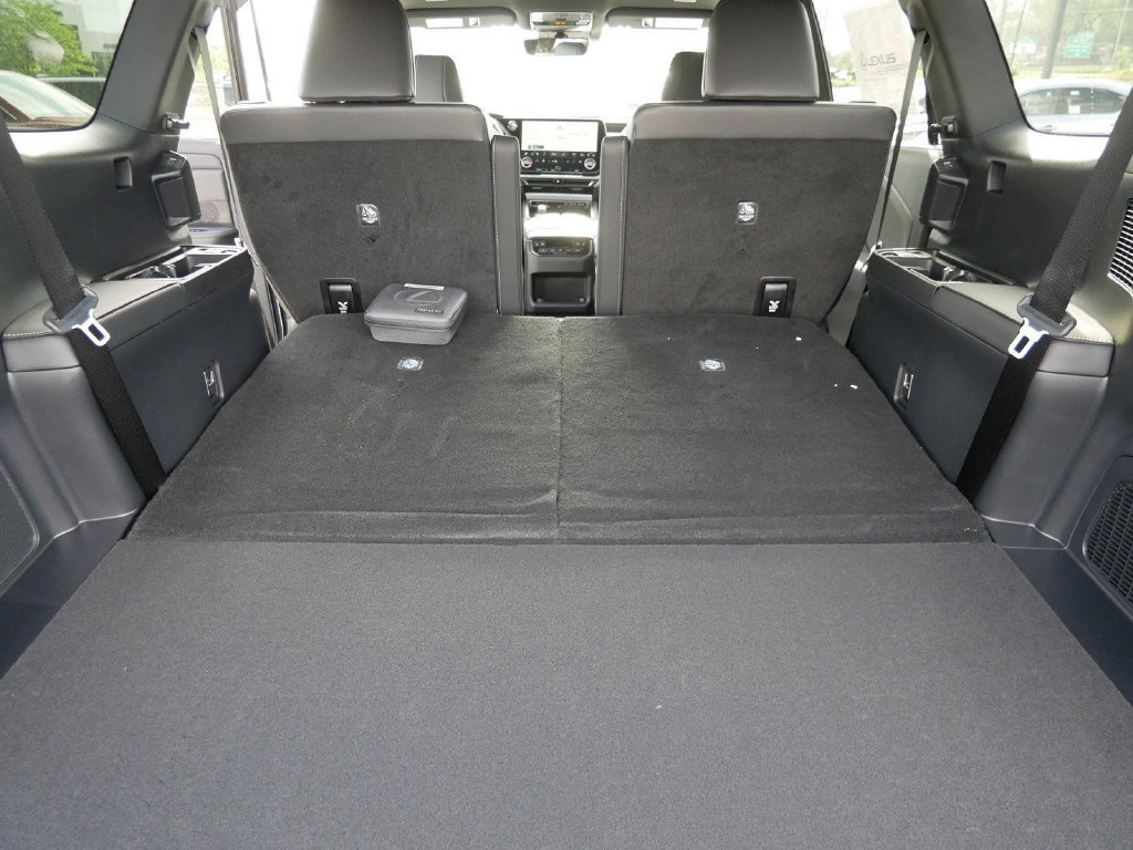 New 2026 Lexus TX 500h AWD w/ Technology Package image 12