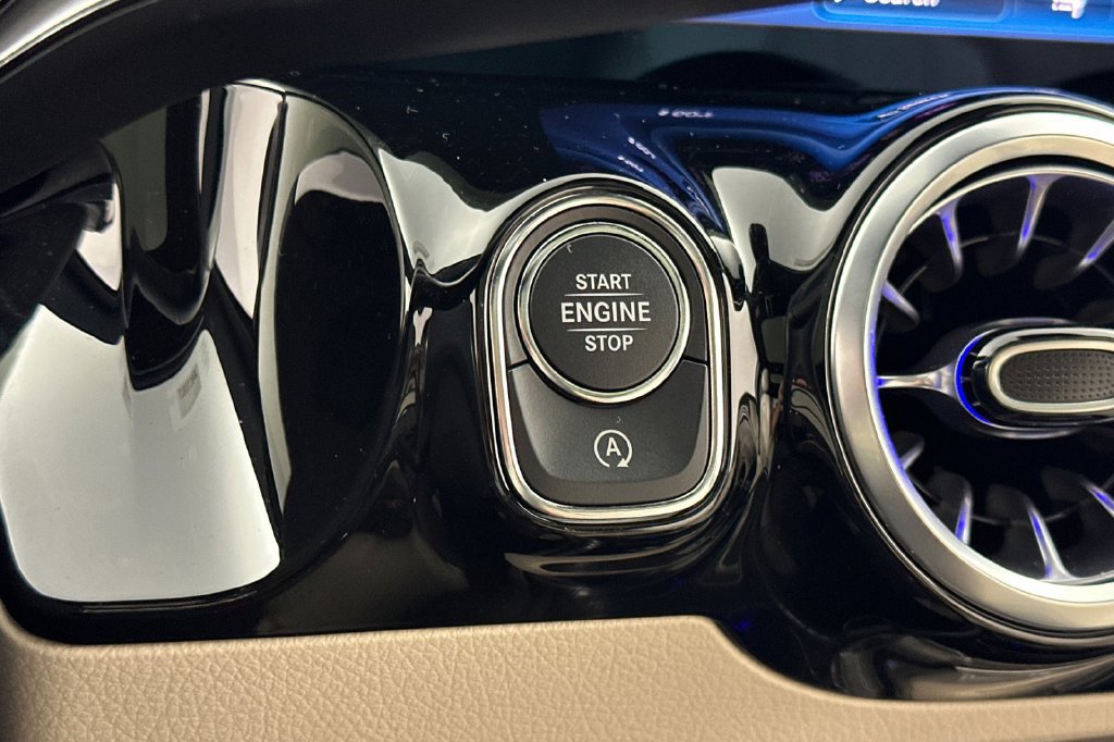 Certified 2026 Mercedes-Benz GLA 250 4MATIC image 27
