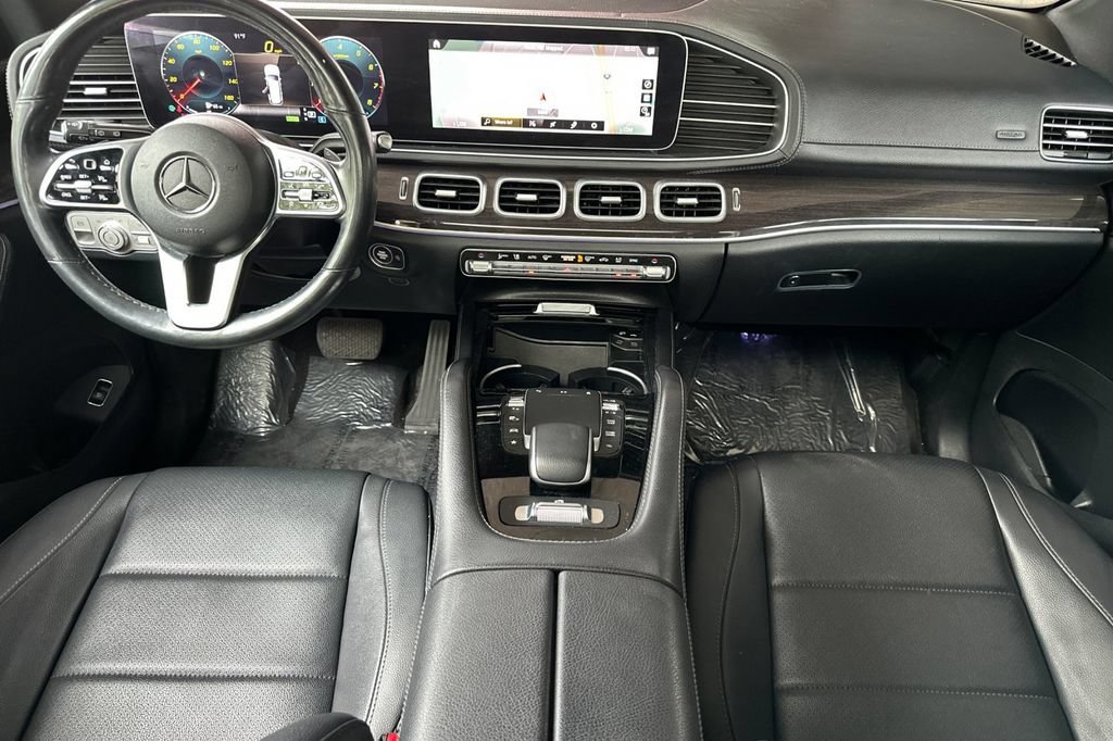 Used 2022 Mercedes-Benz GLS 450 4MATIC image 13