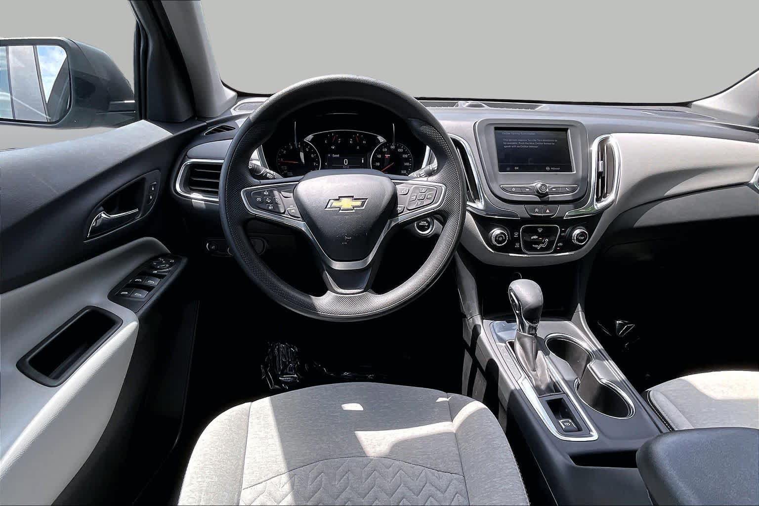 Used 2023 Chevrolet Equinox LS w/ LS Convenience Package FWD image 6