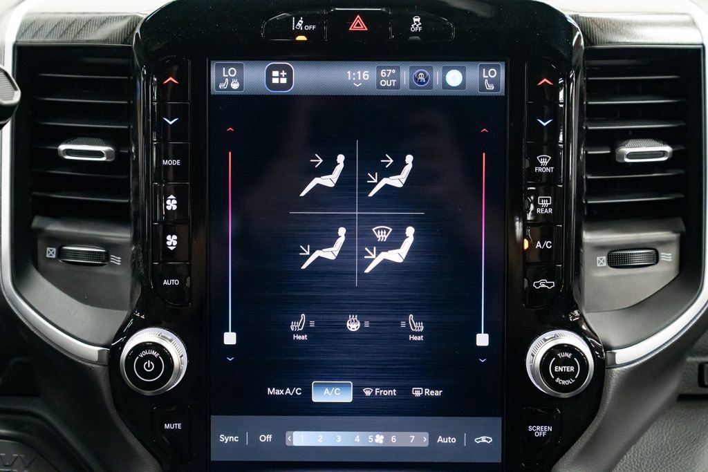 New 2026 RAM 3500 Big Horn AWD/4WD image 12