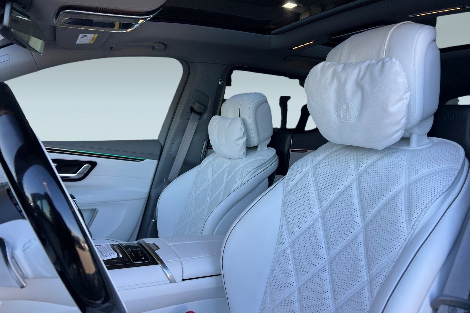 New 2026 Mercedes-Benz Maybach EQS 680 4MATIC image 4