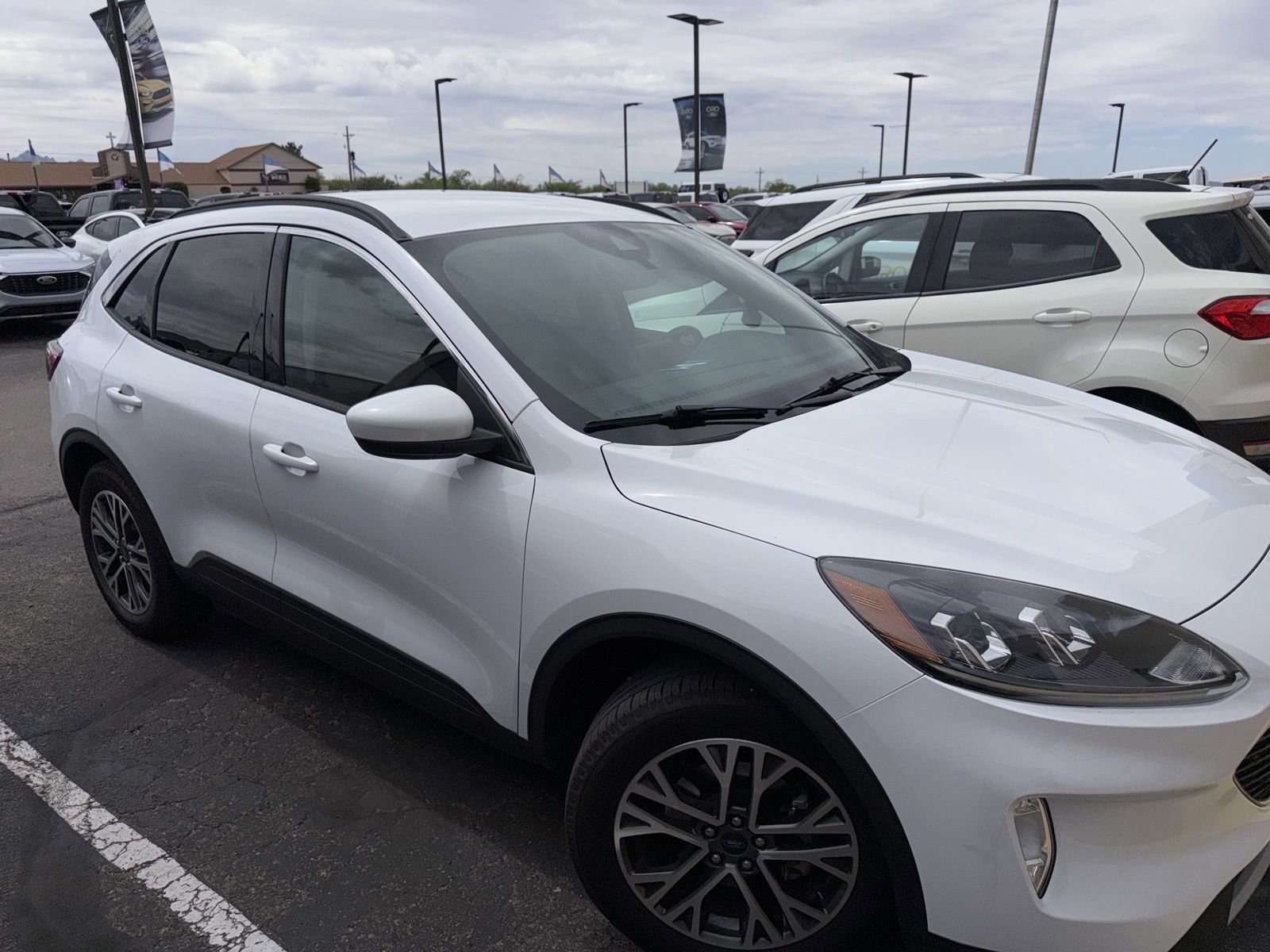 Used 2020 Ford Escape SEL image 8